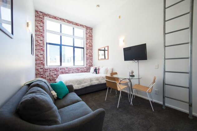 Super Cozy Inner City Loft - Photo2