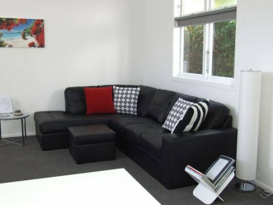 The Quiet Quarter - Photo3
