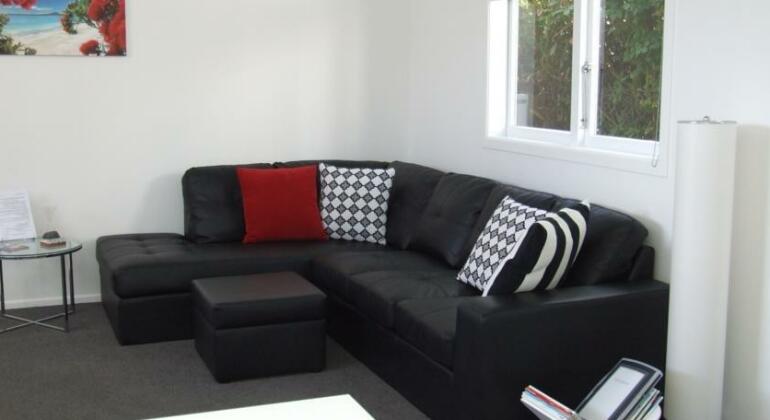 The Quiet Quarter - Photo4