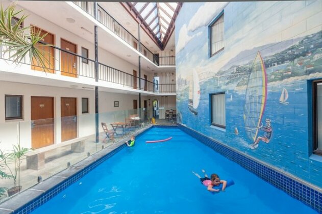 The Surrey Hotel - Photo2