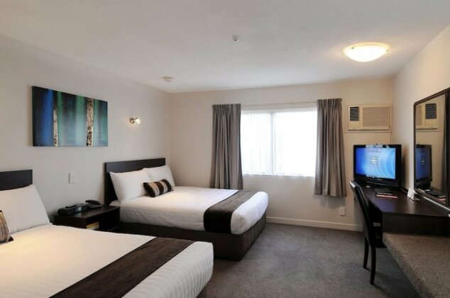 The Surrey Hotel - Photo5