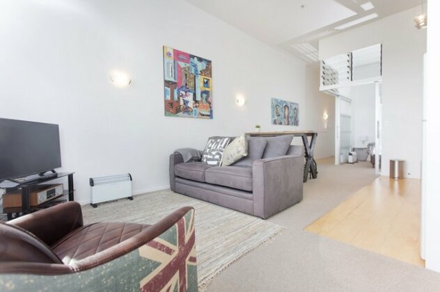 TOWNY - Penthouse with Car Park - 2 Bedrooms - Photo2