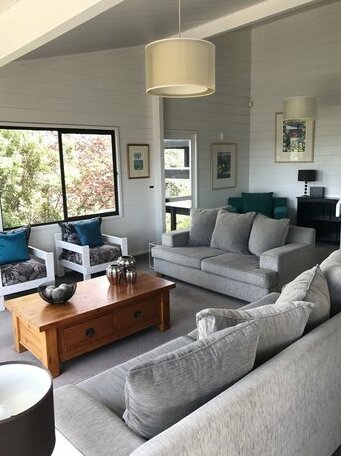Waiheke Escape - Oneroa - Photo4