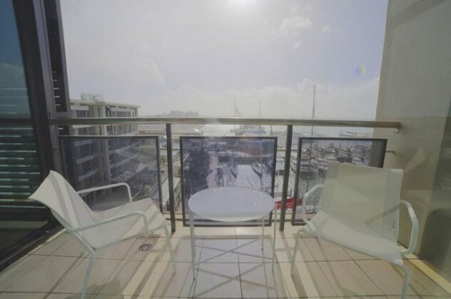 Waterfront Viaduct Private Apartment - Photo4