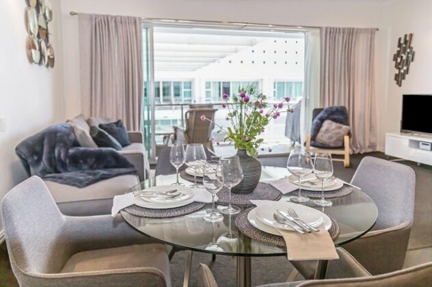 Well Appointed 1BR Apt Waterfront Location - Photo2