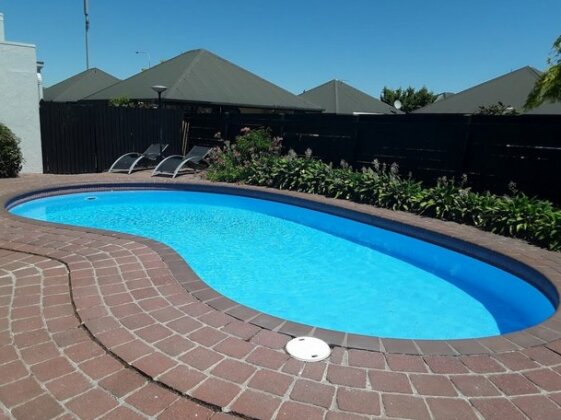ASURE Sundowner Motel - Photo2