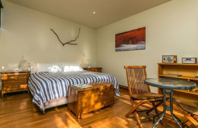 Driftwood Retreat and Alpaca Homestay - Photo4