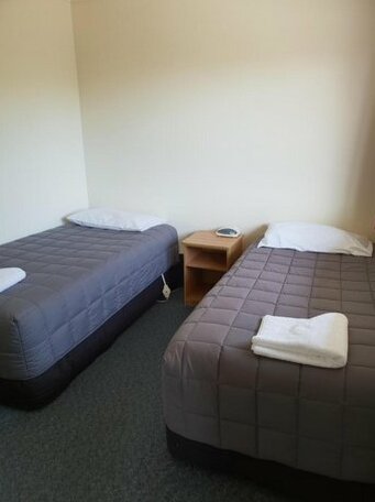 Spring Creek Motel - Photo3