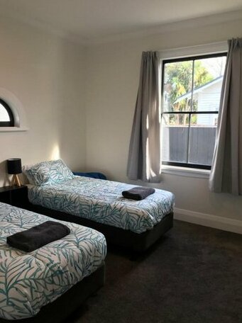 Te Waiharakeke Villa - Photo4
