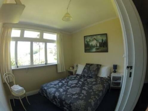 Castlepoint Hotel & Guesthouse - Photo3