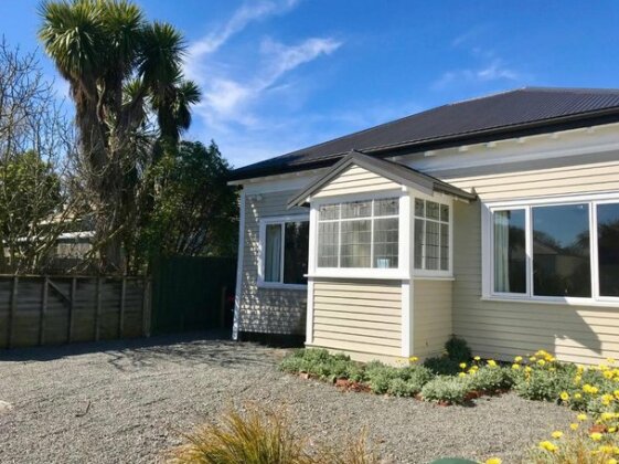 Albemarle Villa - Christchurch Holiday Homes - Photo5