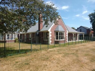 Homestay - Friendly Family in Christchurch