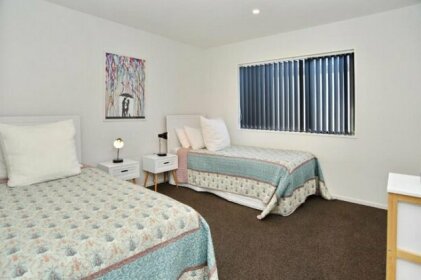 Parlane Apartment 2 - Christchurch Holiday Homes