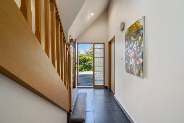 The Glenharrow Guesthouse - Christchurch Holiday Home - Photo5