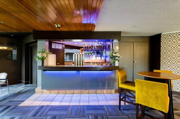 The Redwood Hotel Christchurch - Photo3