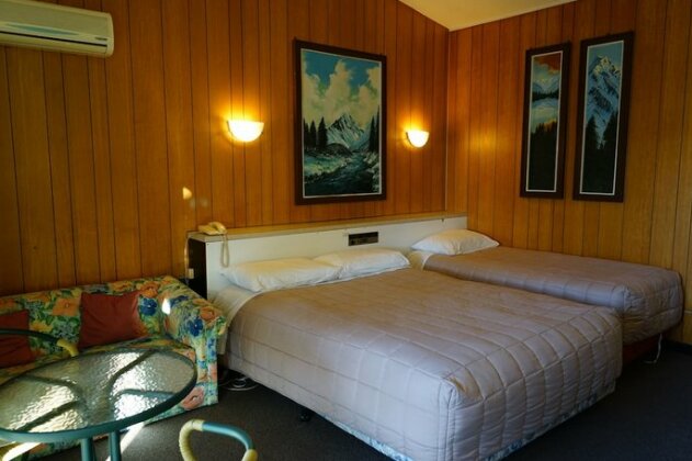 Tui Lodge Motel - Photo5