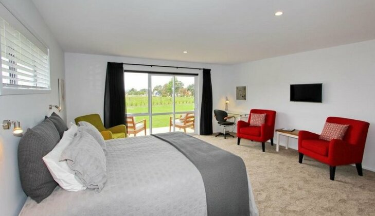 Aotea Bed and Breakfast - Photo4