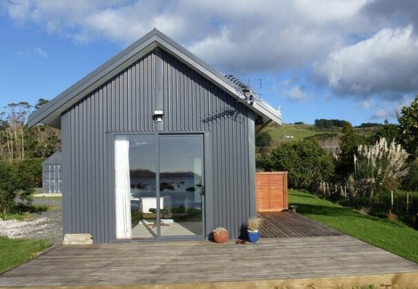 Oystercatcher Bay Boathouse - Photo2