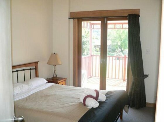 Wharf road apartment - Photo3