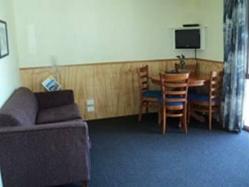 Leith Valley Holiday Park and Motels - Photo3