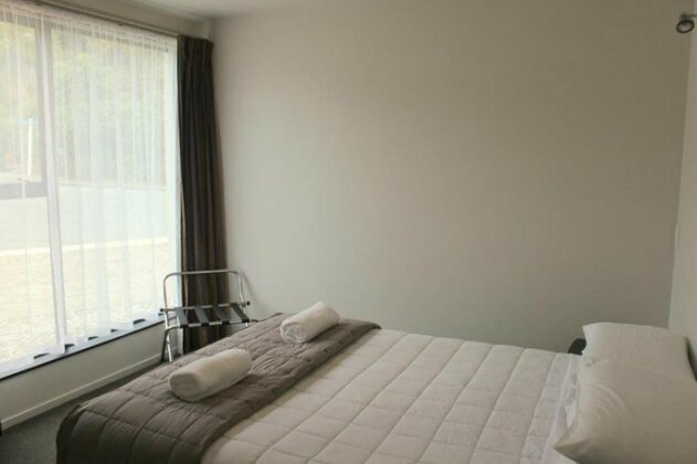 Alpine Glacier Motel - Photo5