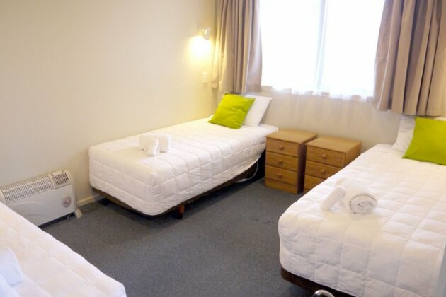 Franz Josef Holiday Rentals - Photo5