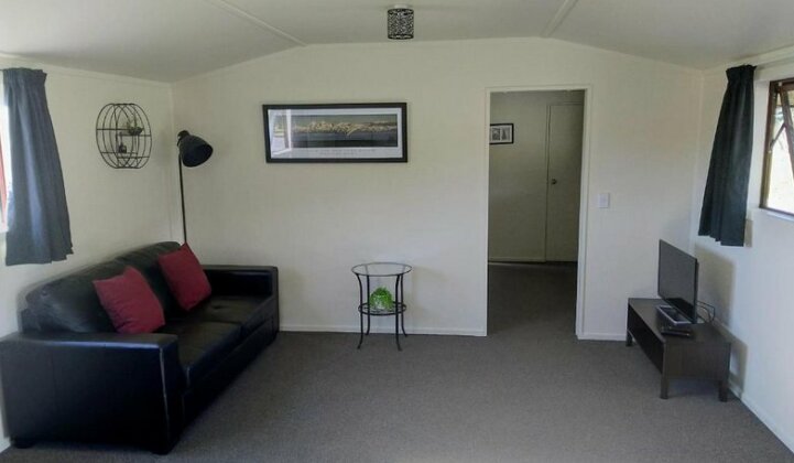 Te Awa Cottages - Photo3
