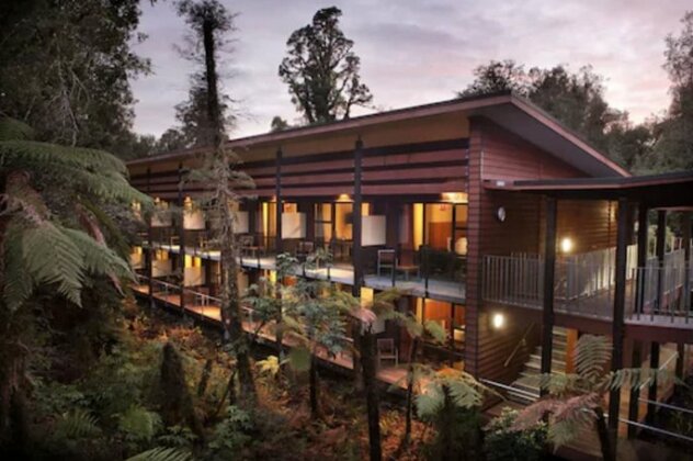 Te Waonui Forest Retreat - Photo2