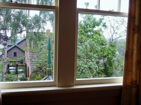 Forest Manor - Photo5