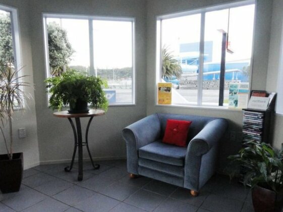 Gables Motor Lodge - Photo5