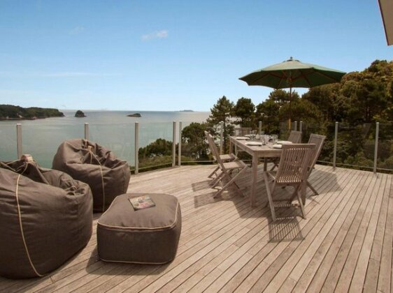 Pacific Views - Hahei Holiday Home - Photo2