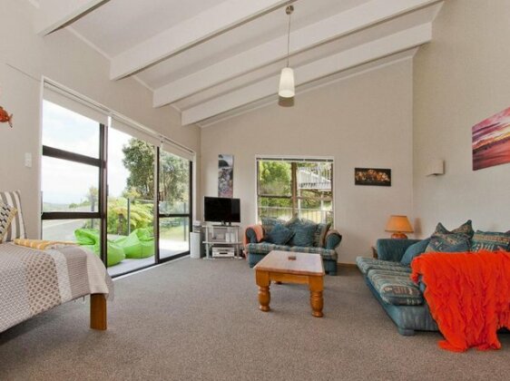 Stunning Seascape - Hahei Holiday Home - Photo4