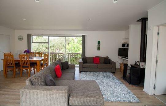 Waimarie Villa - Photo3
