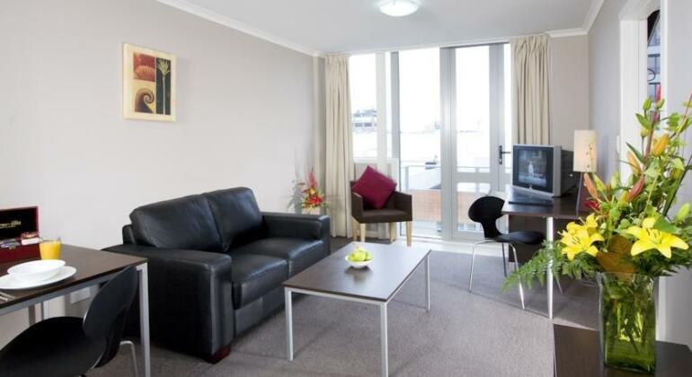 Quest On Ward Serviced Apartments - Photo5