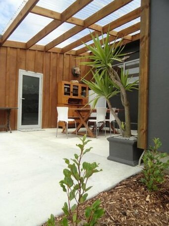 Scenic Waterways Retreat - Photo2