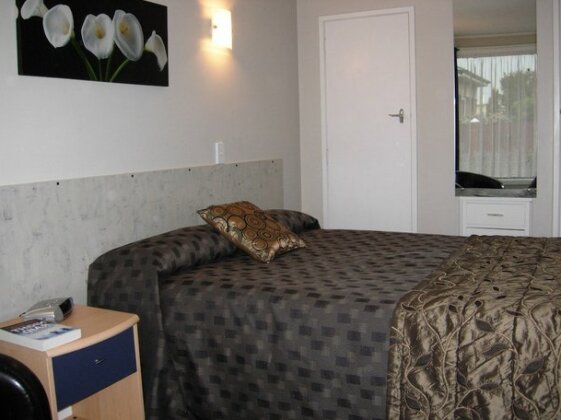 Comfort Inn Tayesta Motel - Photo3