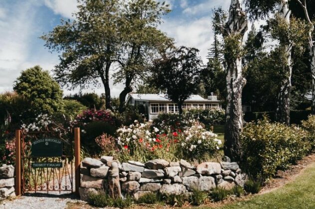 Aldourie Lodge