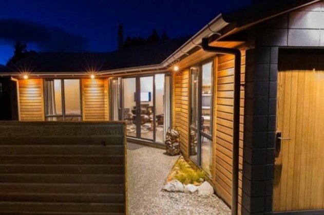 Designer Cabin - Photo3