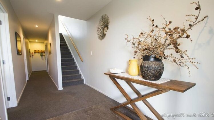 Hillcrest Lodge B - Photo2