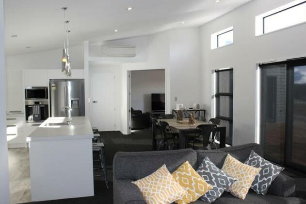 Silver Fern - Photo4
