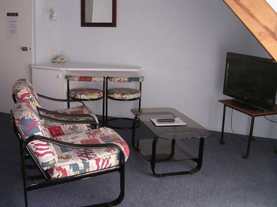 Acacia Lodge Motel - Photo3