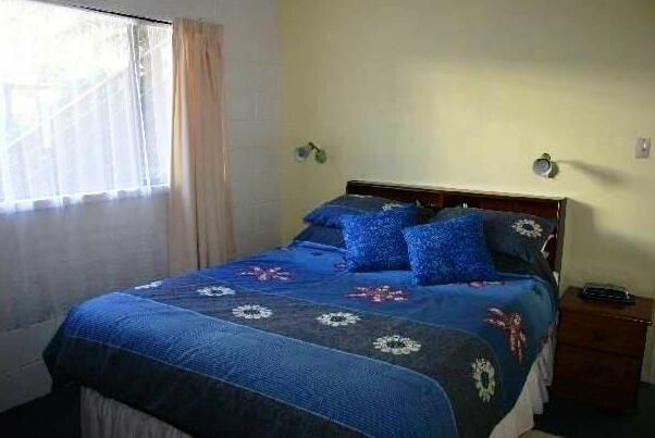 Mill Bay Suites Motel - Photo2
