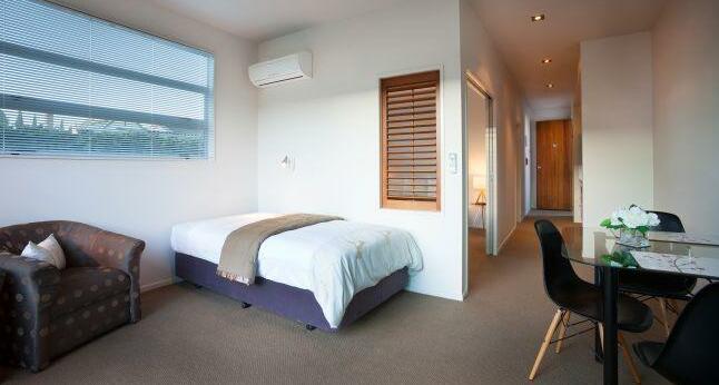 Broadway Motel & Miro Court Villas - Photo3