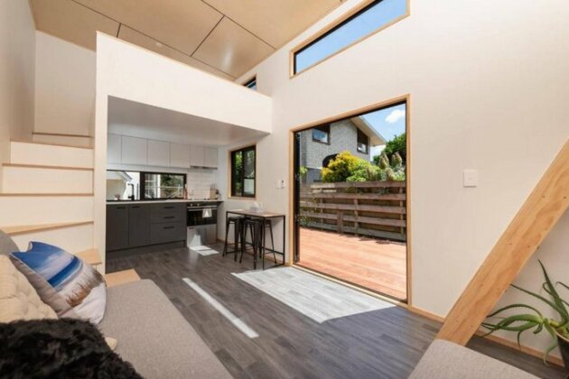 Cozy Loft Hideaway - Photo4