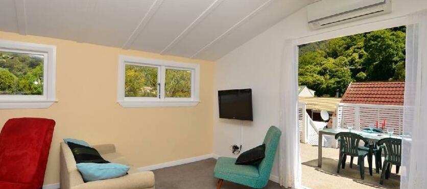 Nelson Holiday Homes & Apartments - Photo3