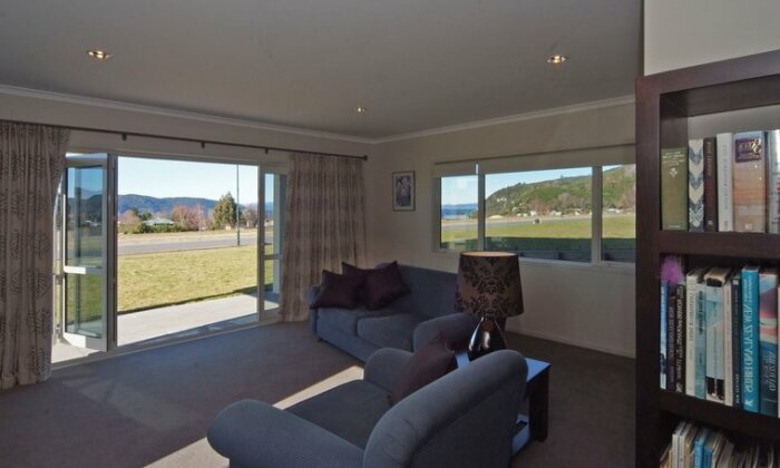 Homestay In R D 1 Taupo New Zealand Kinloch Taupo Nz - Photo2