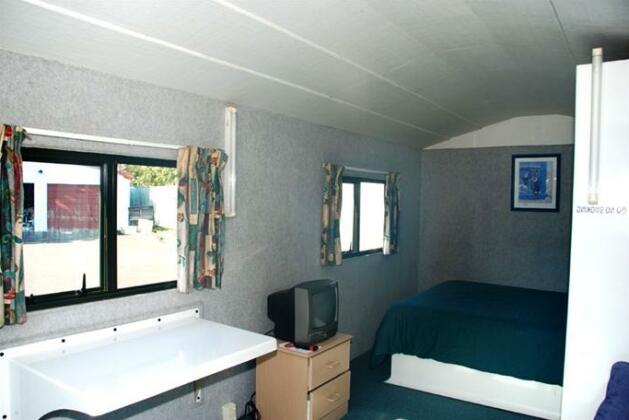 Cottage Park Motor Lodge and Conference Centre - Photo4