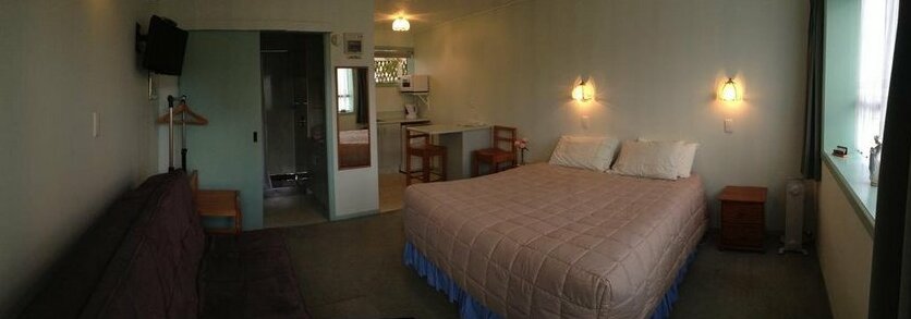 Owaka Lodge Motel - Photo4