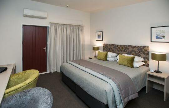 Pedlars Motel - Photo4