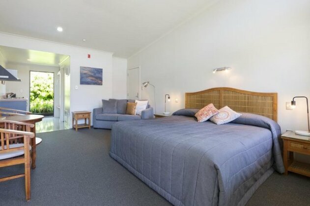 Beach House Motel Papamoa - Photo3